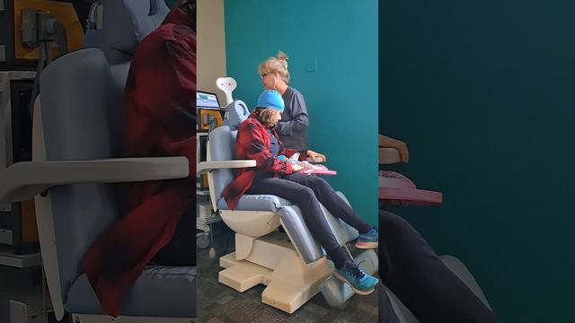 TMS: Savy's Adventure! About 20 minutes after the treatment started, she is DONE ON DAY 1! смотреть онлайн