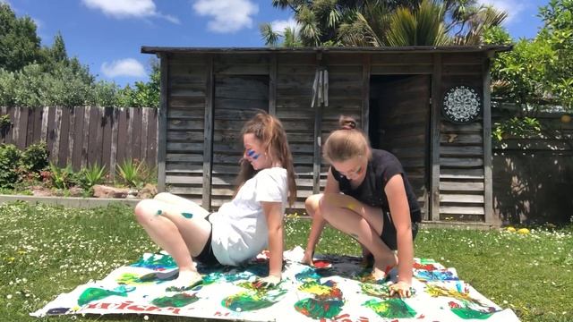 PAINT TWISTER CHALLENGE 2019 | Mikaila JKay смотреть онлайн