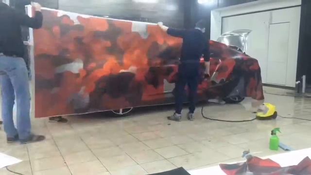 bentley одеваем в новый костюм смотреть онлайн