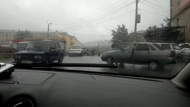 А в Гадюкино третий день идут дожди....-1 смотреть онлайн