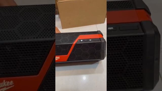 Téc karaoke ? loa Milwaukee thua toàn tập nha ae смотреть онлайн