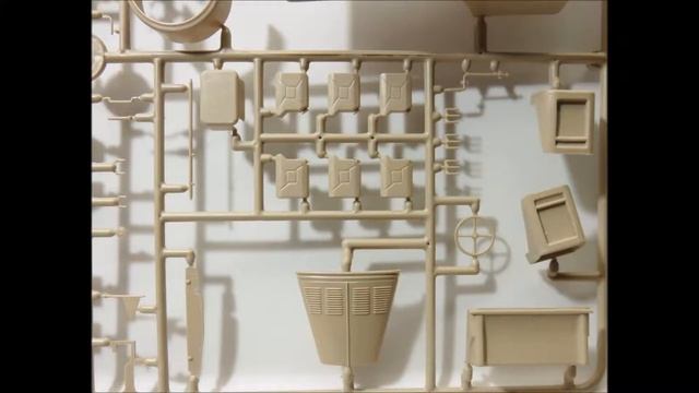 Italeri 1/35 Horch Command Car Kit# 851 смотреть онлайн