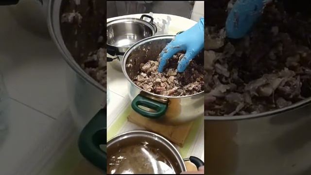ГОТОВИМ САЛЬТИСОН(ПРЕССОВАННОЕ МЯСО) смотреть онлайн