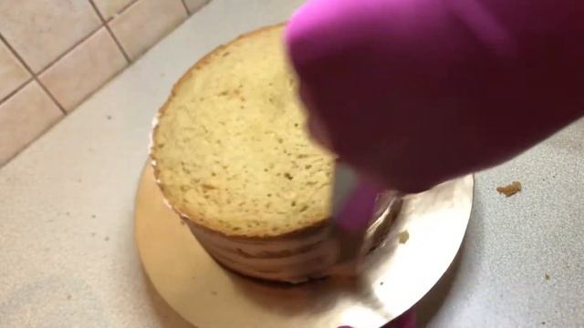 Крем из сливок и сгущённого молока. Очень красивое оформление торта. Самый простой торт. смотреть онлайн