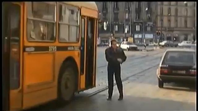 Адриано Челентано и автобус! смотреть онлайн