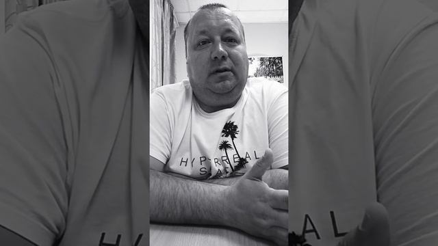 Анекдот про то, как мужчина вставляет ключ в замок смотреть онлайн