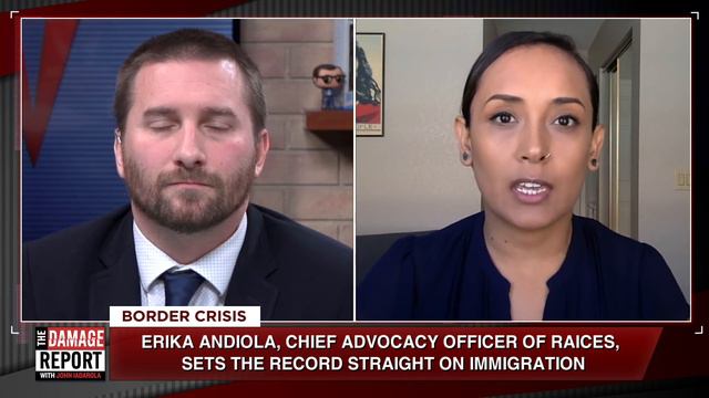 Erika Andiola: Trump Traumatized Kids To Make A Political Point смотреть онлайн