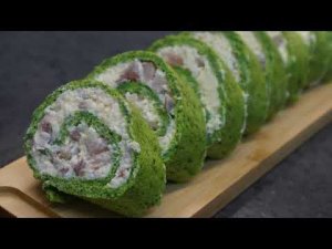 Закусочный рулет с начинкой