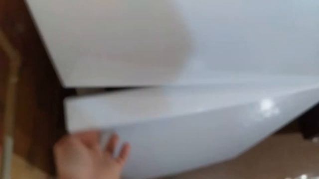 Как выглядит новый холодильник Hotpoint Ariston HS 4200 W ? смотреть онлайн