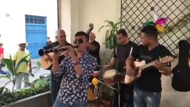 Si nos dejan / Desde la Habana Cuba / Au Music смотреть онлайн