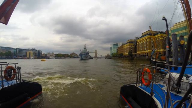 London River Cruise смотреть онлайн