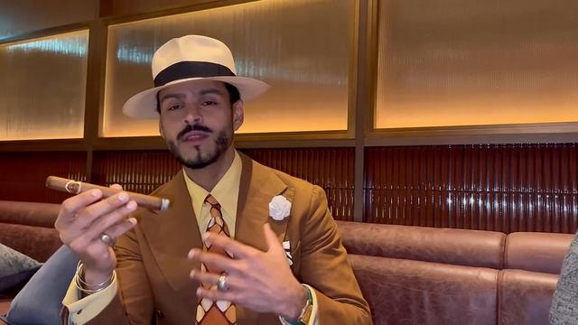 How to develop your Palate for cigars, learn how to smoke cigars properly,cut,light,smoke&retrohale смотреть онлайн
