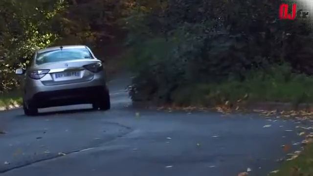 Renault Fluence Z.E. : l'essai par l'Auto Journal смотреть онлайн