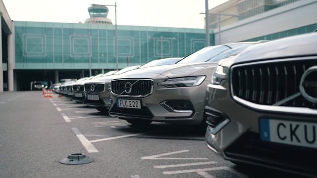 Volvo V60 смотреть онлайн