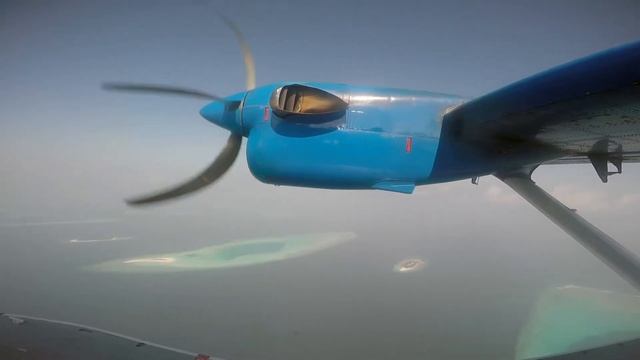 Летаем на Мальдивах. On DHC-6 Twin Otter to Brennia Kottefaru смотреть онлайн