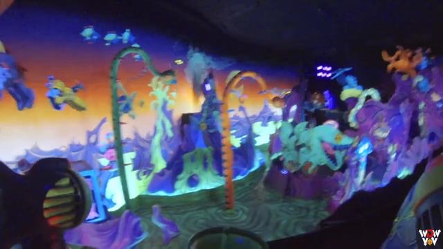 TOMORROWLAND Stitch's Great Escape to Buzz Lightyear's Space Ranger Spin смотреть онлайн