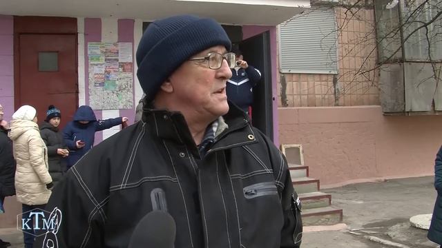 Новий ліфт у багатоповерхівці (Новини 14.01.2020) смотреть онлайн