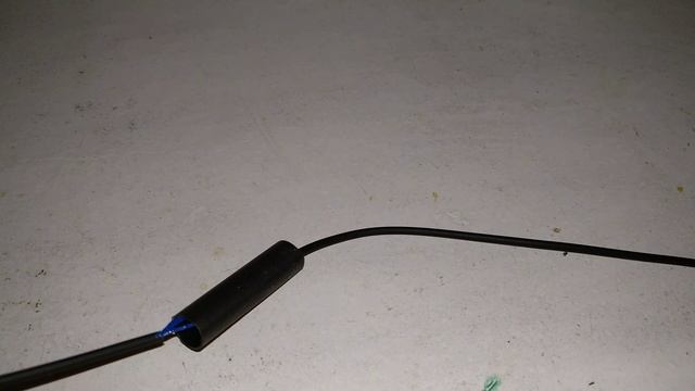 Как спаять провода наушников? смотреть онлайн