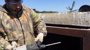 Еще раз проверяем перфоратор Интерскол П-26/800ЭР-2,сверлим бетонную плиту.Отличный перфоратор.