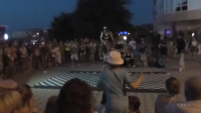 Суннат Давидян Ночная жизнь Анапы смотреть онлайн