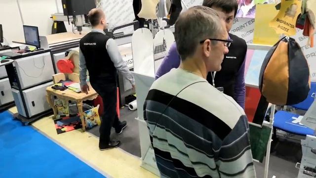 Выставка МЕБЕЛЬ-2019 стенд компании BIGPRINTER / MEBEL-2019 expo BIGPRINTER stand смотреть онлайн