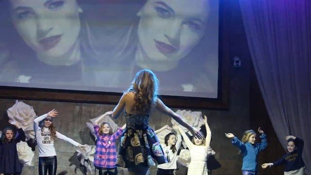 Букатара с детками-моделями на показе HIGH FASHION SHOW смотреть онлайн