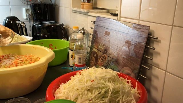 МАМА ГОТОВИТ ЭТОТ САЛАТ БОЛЬШЕ 20-и ЛЕТ! КУБАНСКИЙ САЛАТ смотреть онлайн