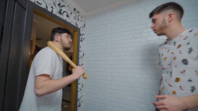 БАБУШКА ИЗ МАЛЕНЬКИЕ КОШМАРЫ В РЕАЛЬНОЙ ЖИЗНИ! *Бабушка пришла* Little Nightmares 2 ! Потусторонние смотреть онлайн