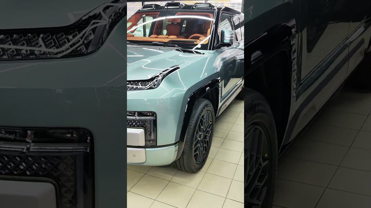 НОВЫЙ BYD Yangwang U8, 2023 г.в 2 шт. в Москве смотреть онлайн