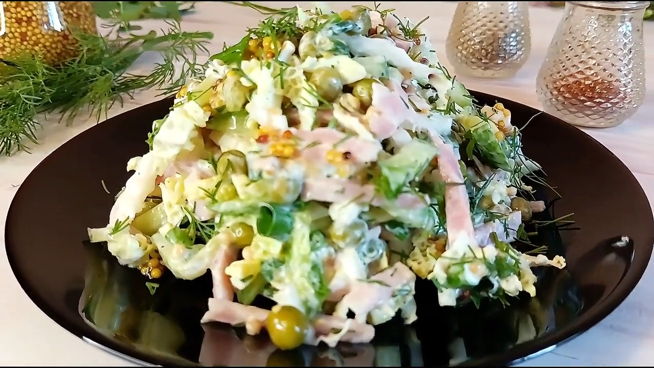 Беру БАНКУ ГОРОШКА, капусту и готовлю гениальный салат! Вкусный рецепт из простых продуктов! смотреть онлайн