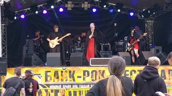 Crescendo. Крещендо. Мысли в голове.