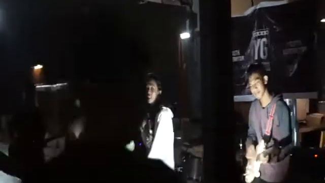 OUTLAY - Live at Out & Shine ( Youth Generator ) Kembali Berdansa Cover Version смотреть онлайн
