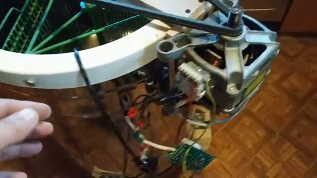 Электромедогонка из ручной своими руками. смотреть онлайн