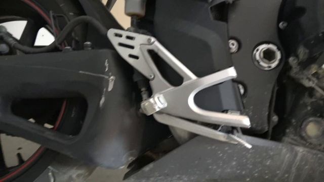 Wrecked Yamaha R1 Rebuild at Home смотреть онлайн