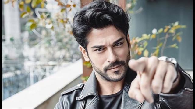 ¡La razón de la separación de Burak y Fahriye! En realidad hace años... смотреть онлайн