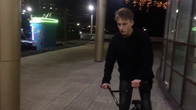 Секрет светящихся пег ? | Катание на bmx смотреть онлайн