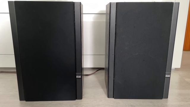 ELAC ELR 54 Speakers ...test...