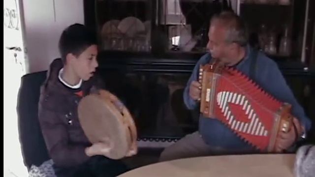 PAOLO MARTINO ( Organetto ) e DIEGO DATTOLA al Tamburello .... смотреть онлайн