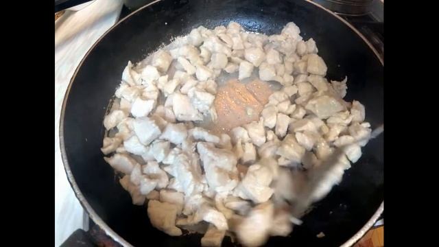 КУРИЦА в кисло сладком соусе с перцем и морковью, необычное, но очень привлекательное блюдо! смотреть онлайн