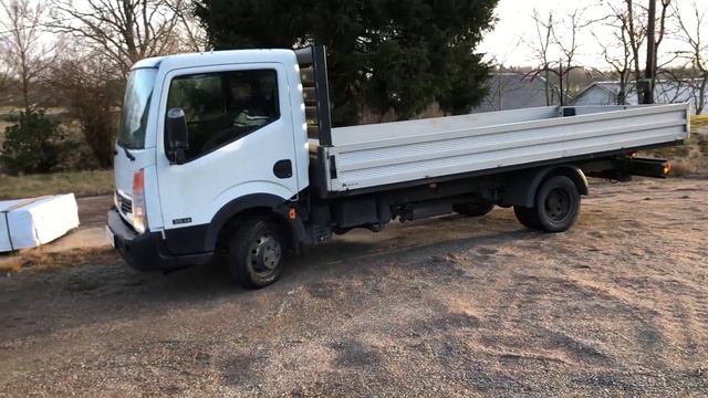 Nissan Cabstar Flaklastbil смотреть онлайн