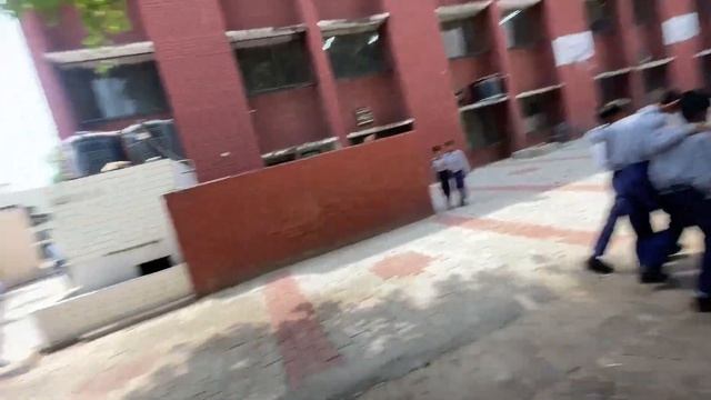 12th Ka Humara Pehla Din Aur Class Mai Hui Ladaii ?? !! GDS Vlogs смотреть онлайн