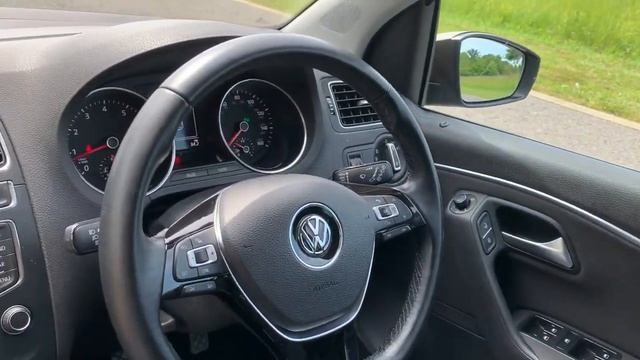Volkswagen Polo 1.2 TSI Match DSG смотреть онлайн