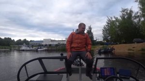 Битва лодок ВОЛЖАНКА 50 FISH PRO VS САЛЮТ 480 NEO Путаем задачи