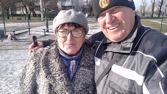 Сегодня 30 января 2024 года..мы вместе с Лизой ,Чинарой ,Наташей,гуляем в прогулочном дворике...Хар смотреть онлайн