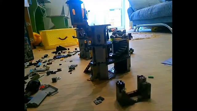 Лего сборка набора ,,Замок Монстров,, смотреть онлайн