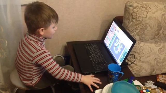 Осваиваем ноутбук 3 годика смотреть онлайн