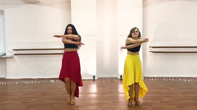 Bachata Lady Style смотреть онлайн