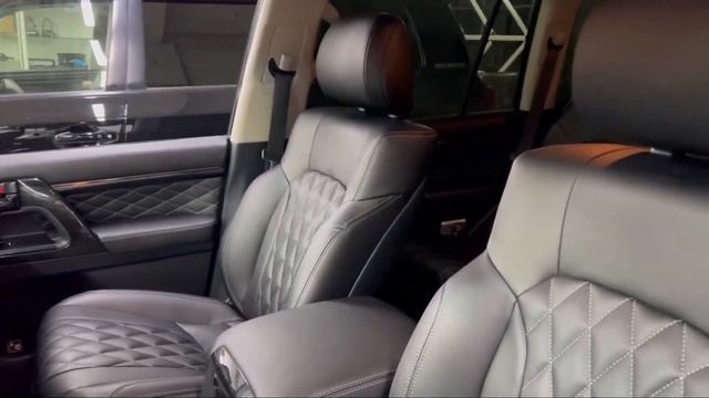 Готовый комплект рестайлинга кожаного салона Toyota Land Cruiser 200, перетяжка,аквапринт,коврики. смотреть онлайн
