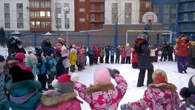 Танец Бабки Ёжки смотреть онлайн