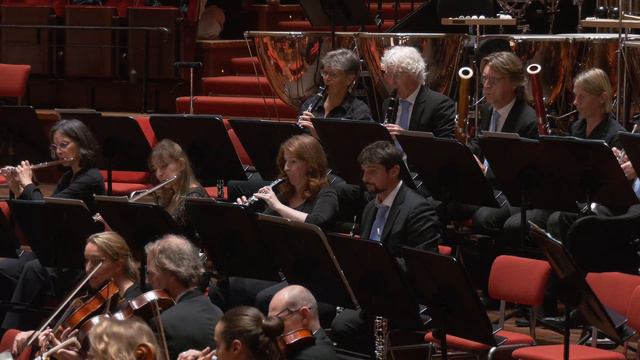 Pianoconcert van Unsuk Chin door Sunwook Kim | Radio Filharmonisch Orkest o.l.v. Karina Canellakis смотреть онлайн